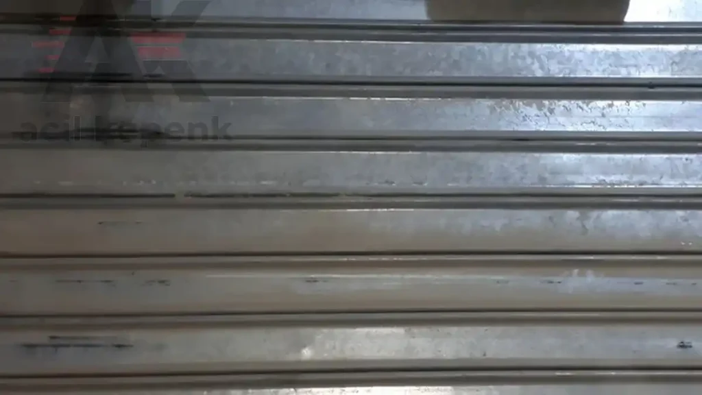 Manuel Kepenk Tamiri: Kolay ve Etkili Çözümler 11 Manuel Kepenk Arızaları: Kolay ve Etkili Çözümler