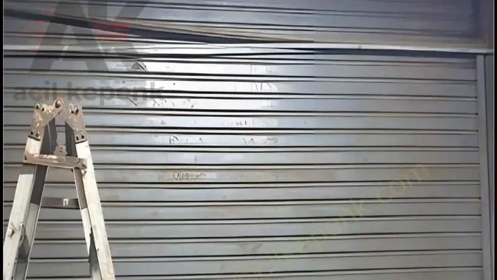 Kepenk Tamiri Bakımında Dikkat Edilecekler 5 Kepenk tamiri bakımı konusunda bilinmesi gereken en önemli detaylar