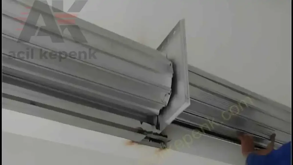 Kepenk Tamiri Bakımında Dikkat Edilecekler 8 Kepenk tamiri bakımı konusunda bilinmesi gereken en önemli detaylar